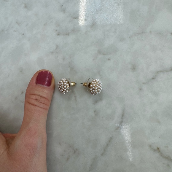 Gold and pearl earrings - Picture 3 of 4